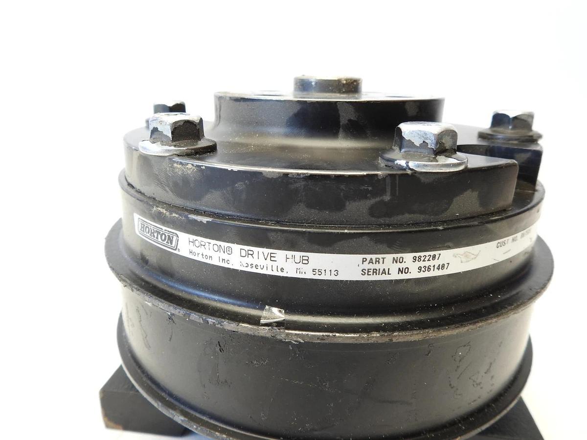 NEW HORTON FAN DRIVE HUB ASSY 982207