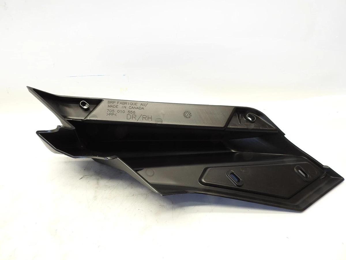 Oem Rear Lower Right Hand Fender Flair fits Can-Am Maverick X3 705010556