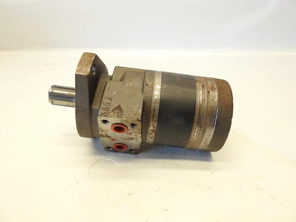 New Oem Paccar 100138 Hydraulic motor