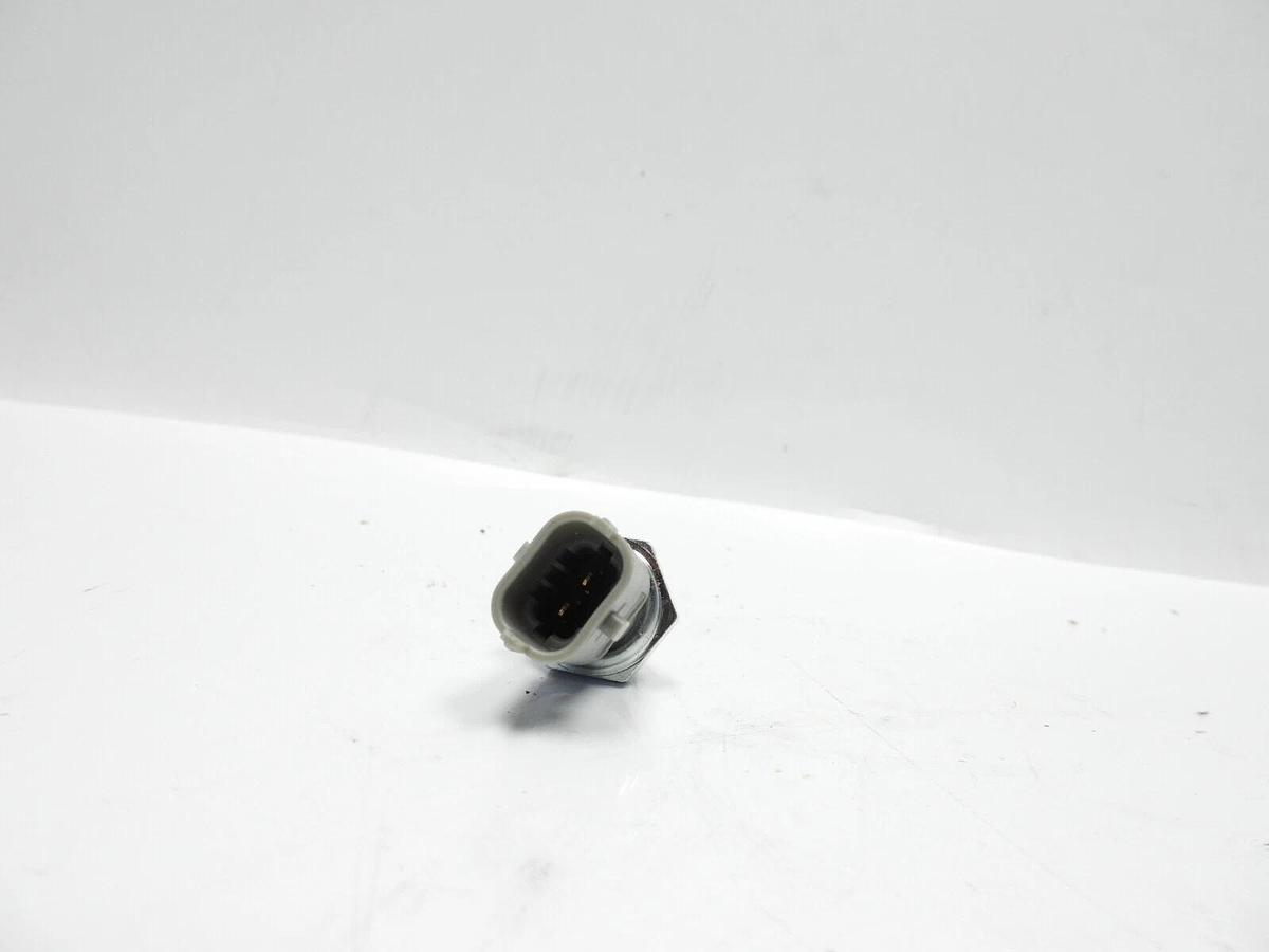 New Coolant Temperature Sensor for E150 Van E250 E350 E450 E550 F150 Truck F250