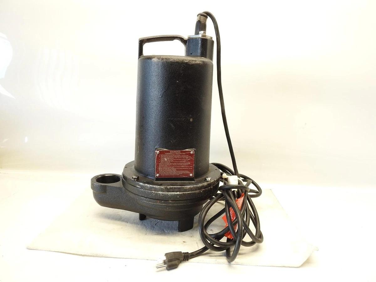 New DAYTON 3BB83 1/2 HP Effluent Pump,Tether Float TESTED