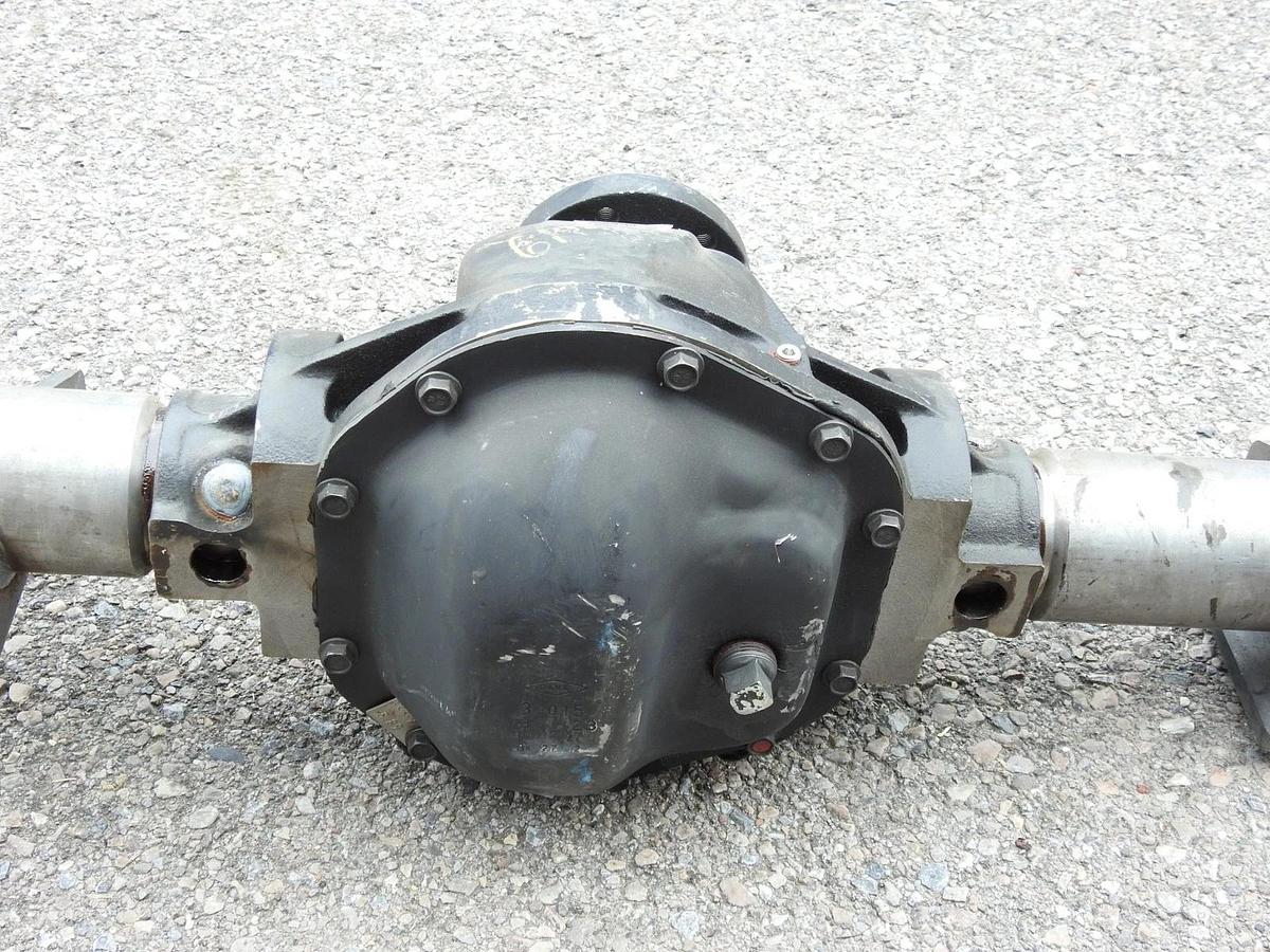 New Genuine Dana Clark 044CC100-4X Rear Differential Drive Axle Assembly