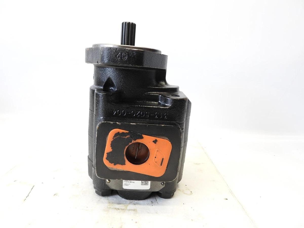 New Oem Paccar Hydraulic Gear Motor Splined Shaft 27041