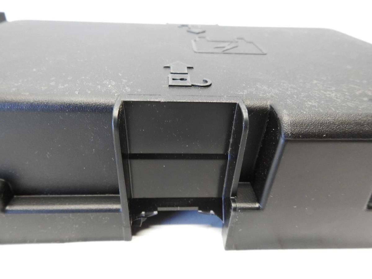 2016-2018 Jeep Cherokee Power Distribution Center Fuse Box 68264530AD OE