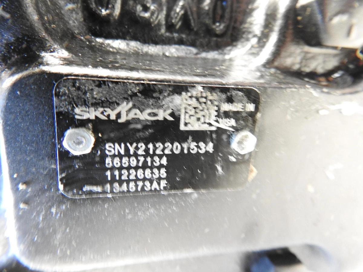 GENUINE Skyjack 134573 Hydraulic Wheel Motor fits SJIII 3220 3226 4620 4626 4632