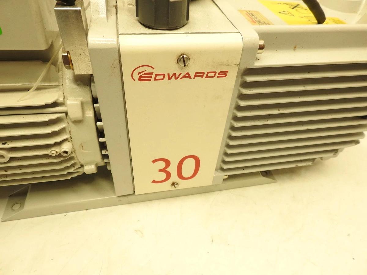 AS IS Edwards E2M30 Dual Stage Rotary Vane Vacuum Pump P/N A374-15-903