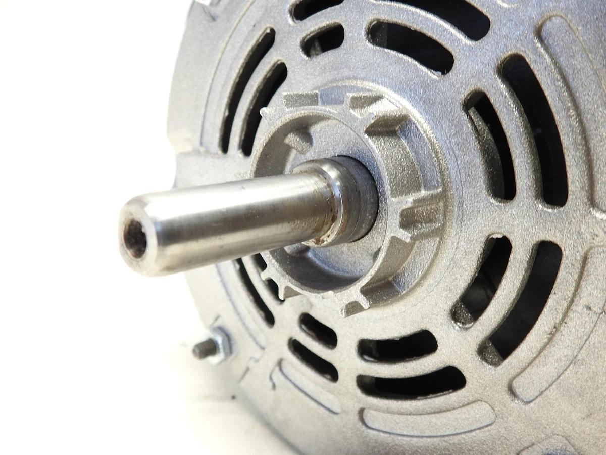 Leeson Electric Motor Z F RE240668  1/4HP 120,240V 1725 RPM 60HZ