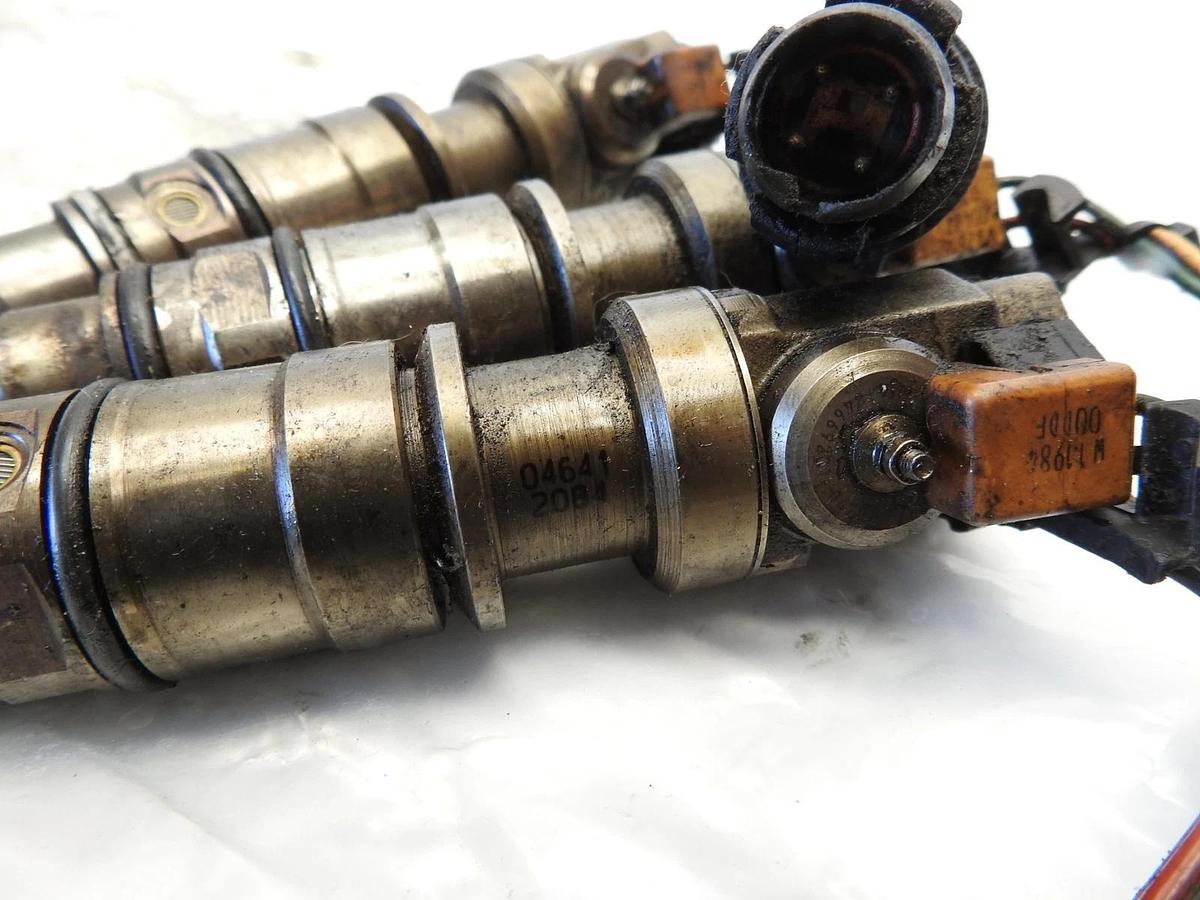 Lot Of 3 ASIS 21515 Fuel Injector 04641 1594 W221721 008D3 01C1 DA1878284C91 193