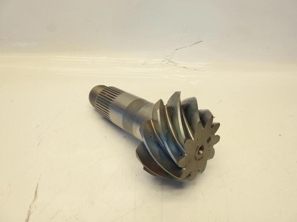 New Oem Mercedes 905-353-15-10 Pinion Shaft 138.930 270220 0926
