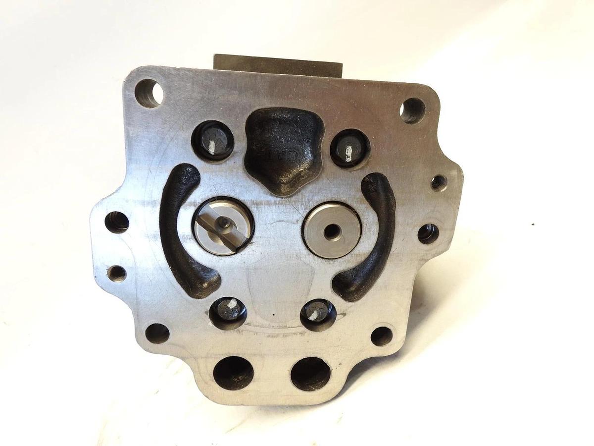 New Genuine Oem Caterpillar Cat 3T-0300 PUMP G