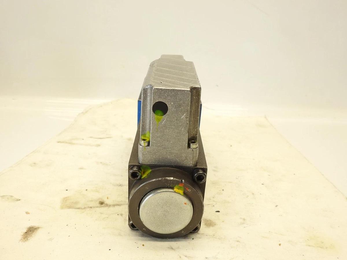 Genuine Rexroth 0811404803 Hydraulic Proportional Valve 4WRPEH-10-C4-B100L-20/G2
