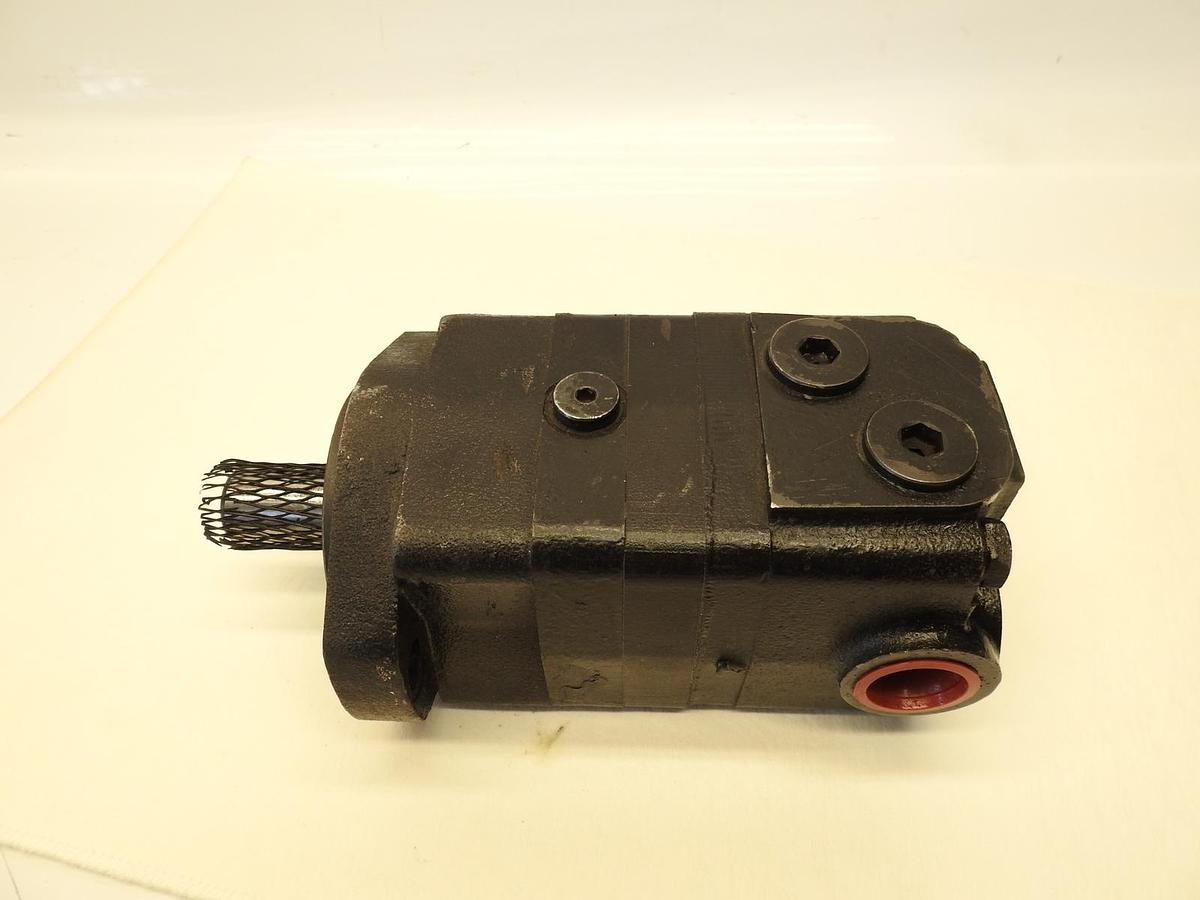 New Genuine Fluidyne WF104-1038Y Hydraulic Motor Keyed Shaft