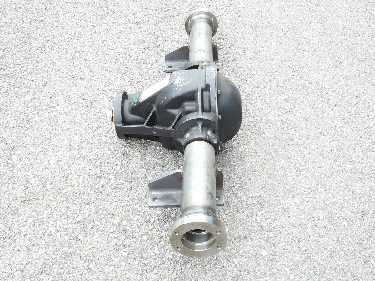 New Genuine Dana Clark 044CC100-4X Rear Differential Drive Axle Assembly