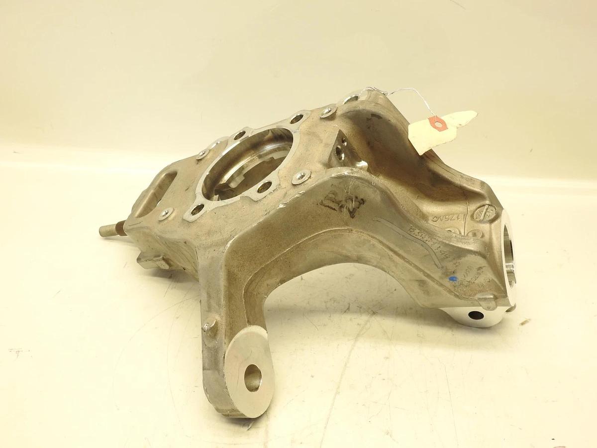 New Genuine Mopar Front Knuckle Left 68303171AC