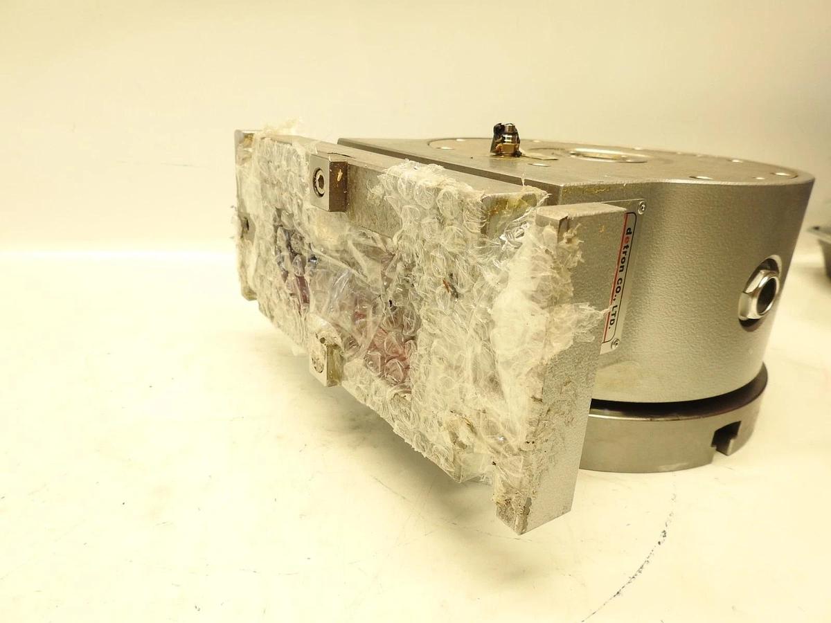 New Genuine Detron Co SR-210P Rotary Tailstock