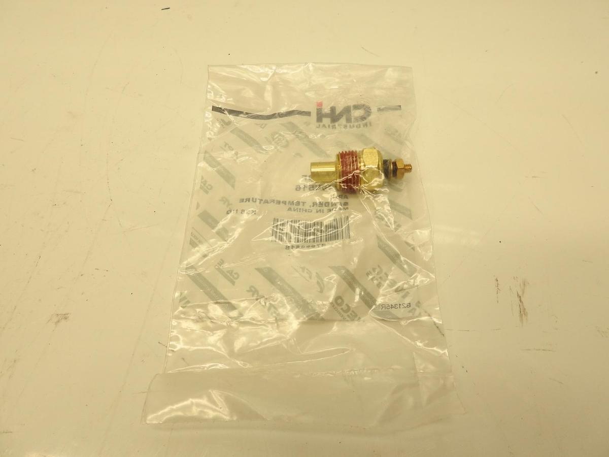 New OEM New Holland Temperature Sender Part # 47598516