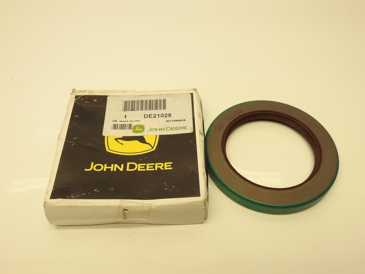 Oem John Deere Original Equipment Seal #DE21028