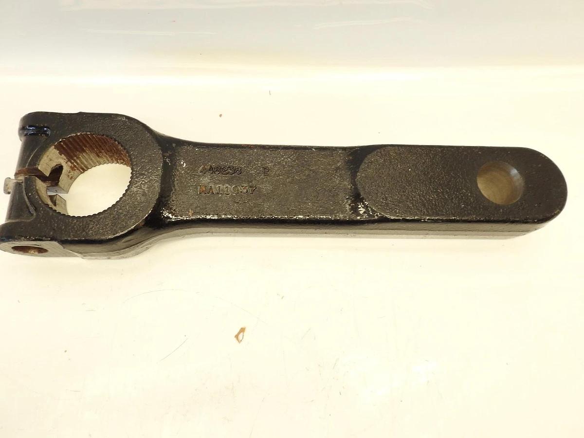 New Oem FREIGHTLINER 14-15190-000 Steering Pitman Arm