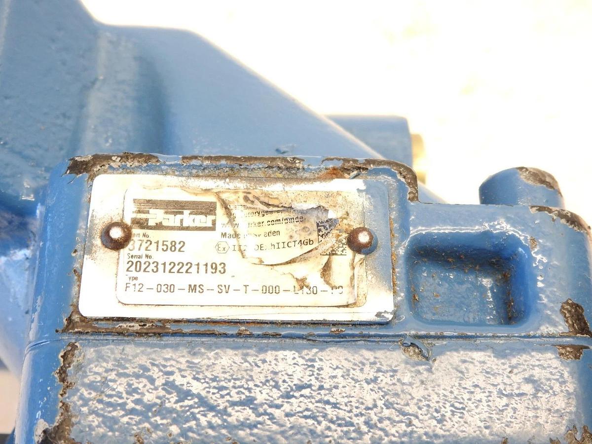 New Oem Parker F12-030-MS-SV-T-000-L130-P0 Bent Axis Hydraulic Motor
