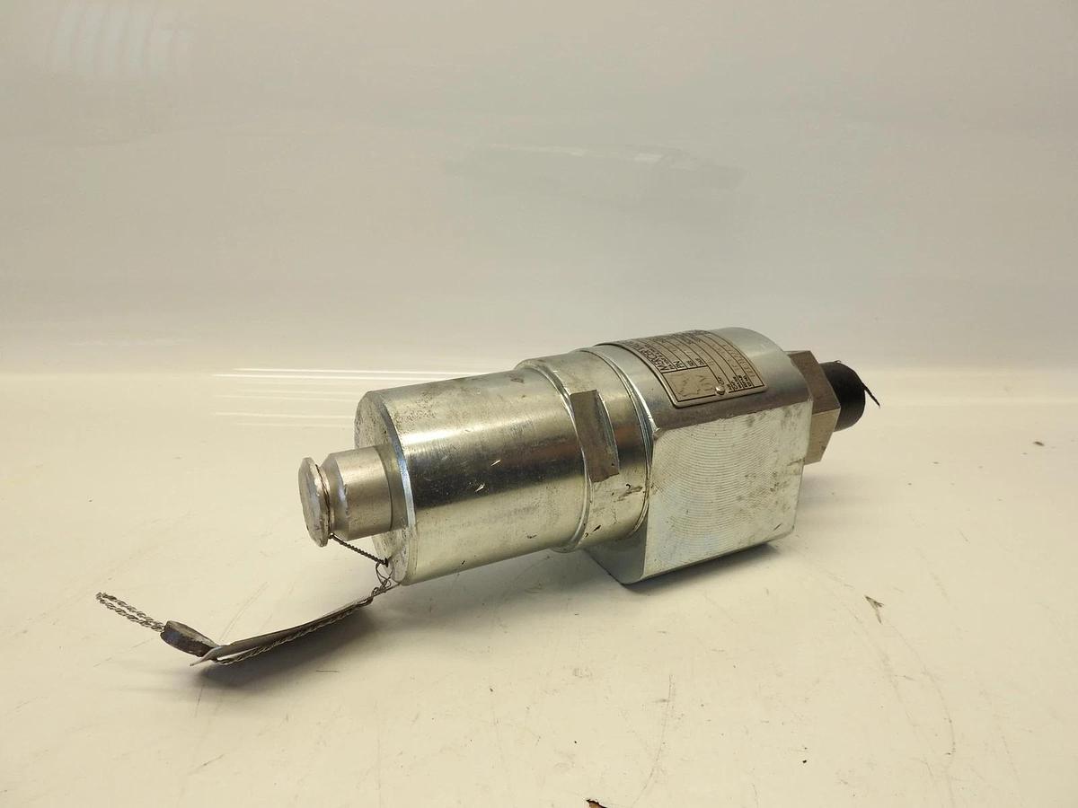 New Mercer Valve - 91-M2C61P1541 - 3/4" Threaded Relief Valve - 4500 psi