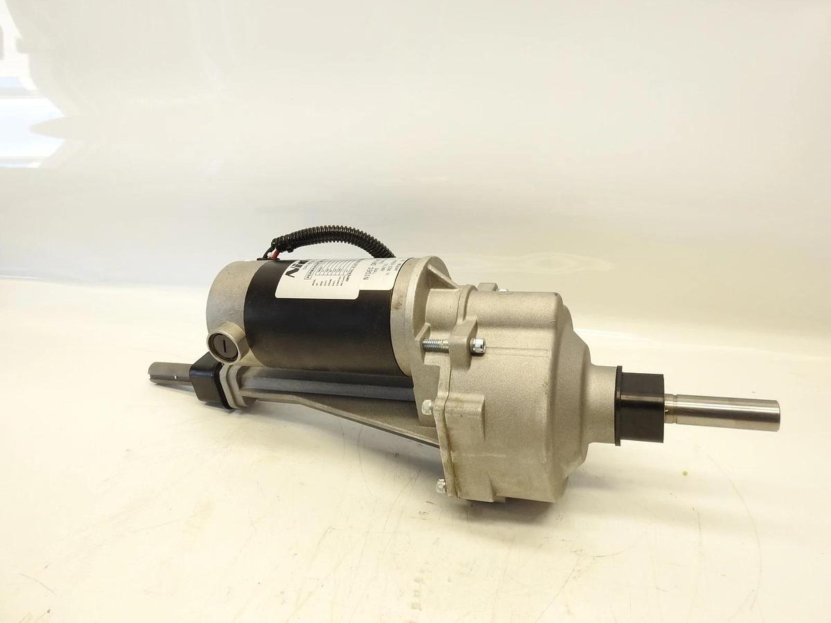 New Nidec Drive Systems SMD005 Transaxle 2435 RPM 36VDC  6 Amps .22HP  244126438