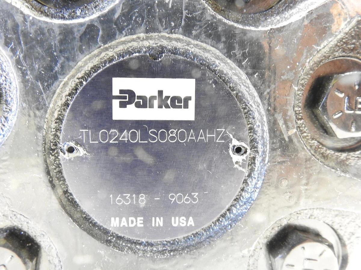 New Oem Parker TL0240LS080AAHZ Hydraulic Motor
