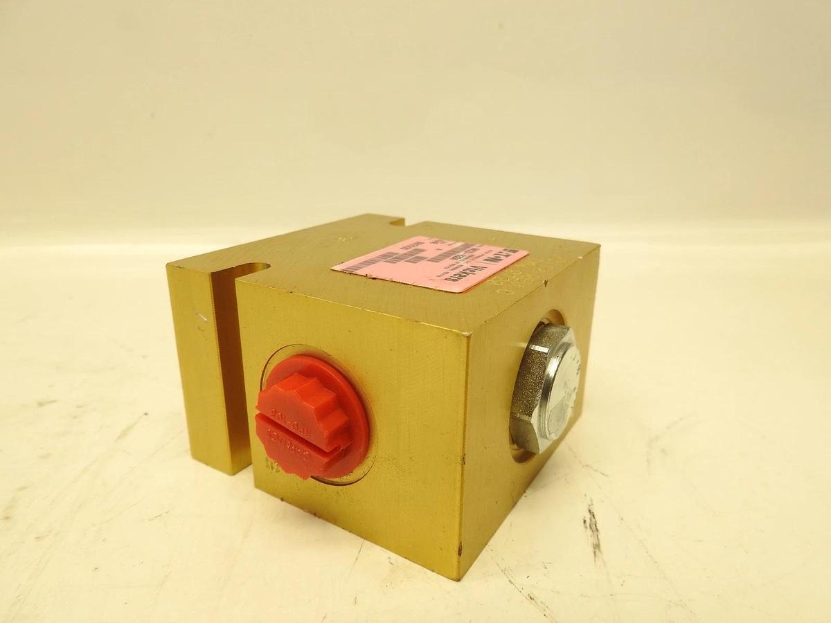 EATON VICKERS MCD-8334 HYDRAULIC MANIFOLD & POC1-10-F-0-030 CHECK VALVE ( NEW )