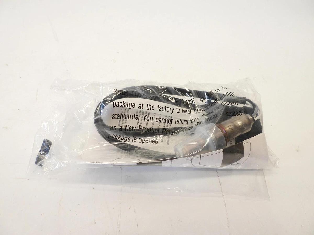 New NGK Oxygen Sensor NGK 28813