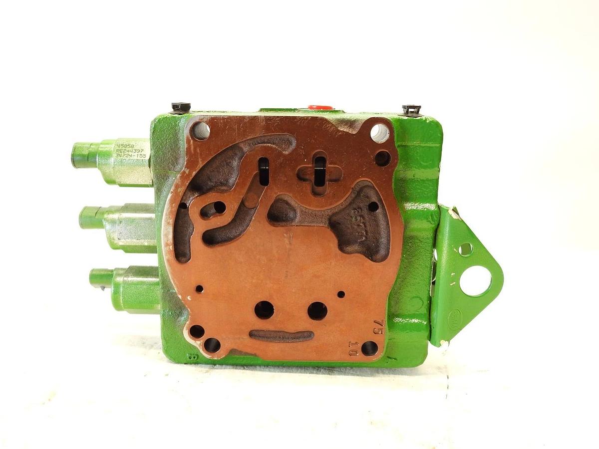 New Oem John Deere RE593100005949 03401 010324 RE244397 Steering Hydraulic Contr