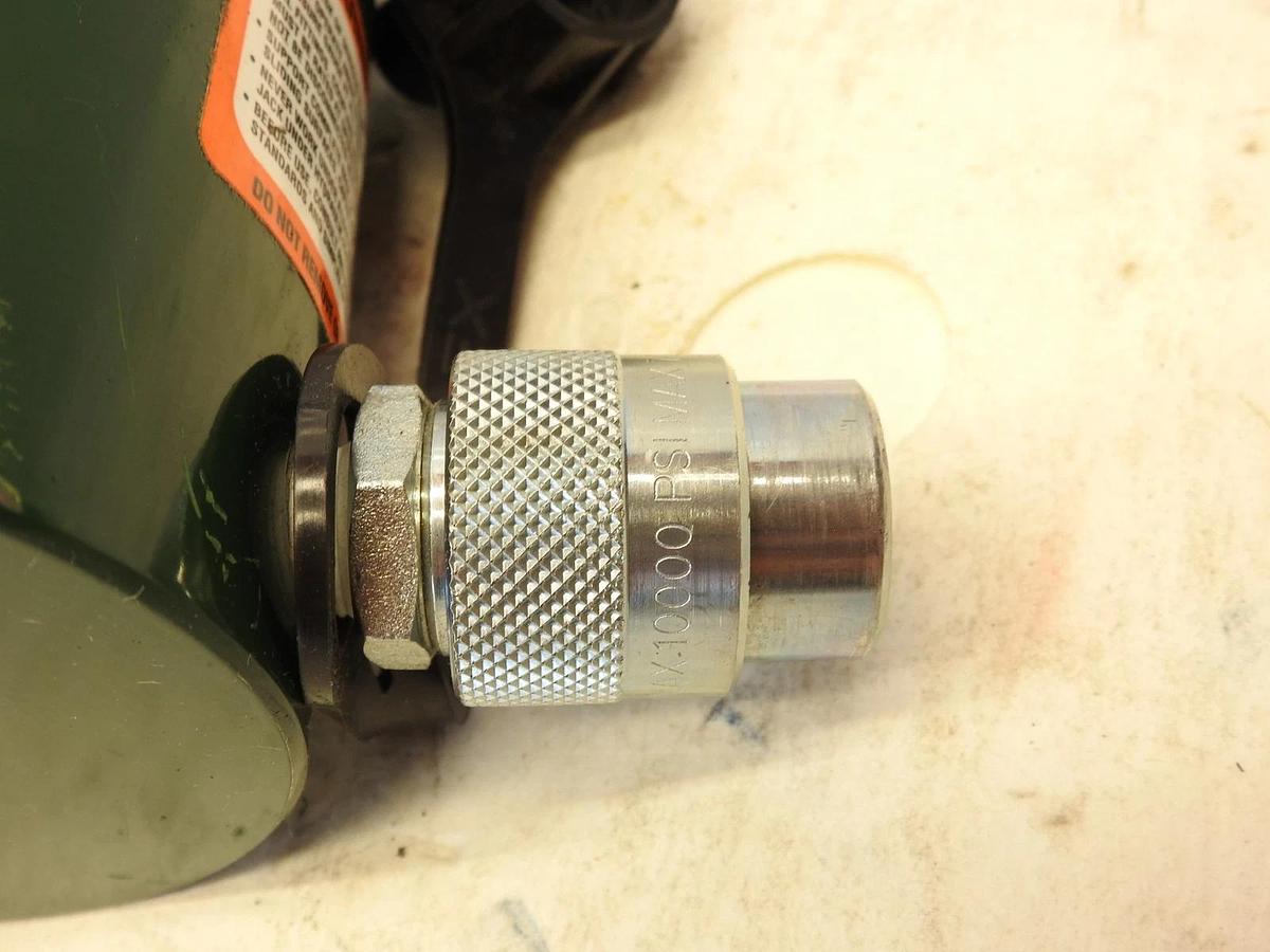 Simplex RC302A Center Hole Steel Hydraulic Cylinder, 30 Ton Capacity, 2.5 In Str
