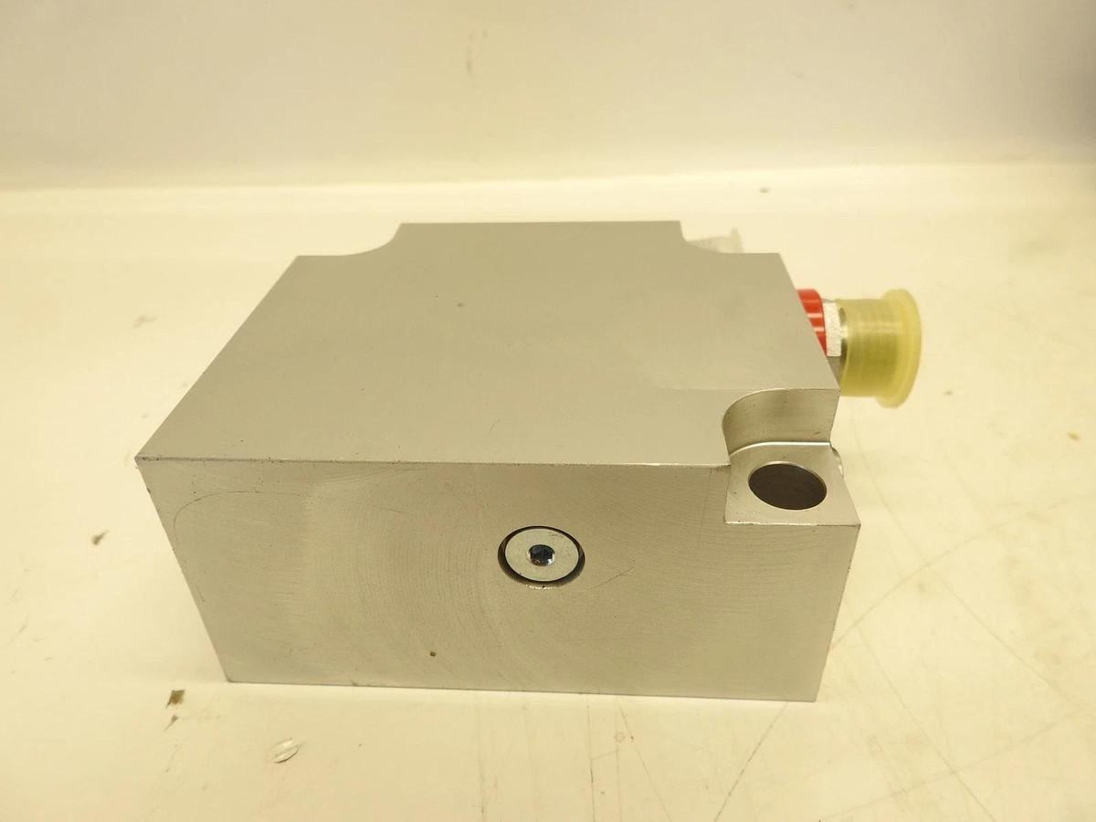 Lot Of 5 New Oem Parker 322904 Flow Control valve IC-7304-1  Hydraulic Valve Man