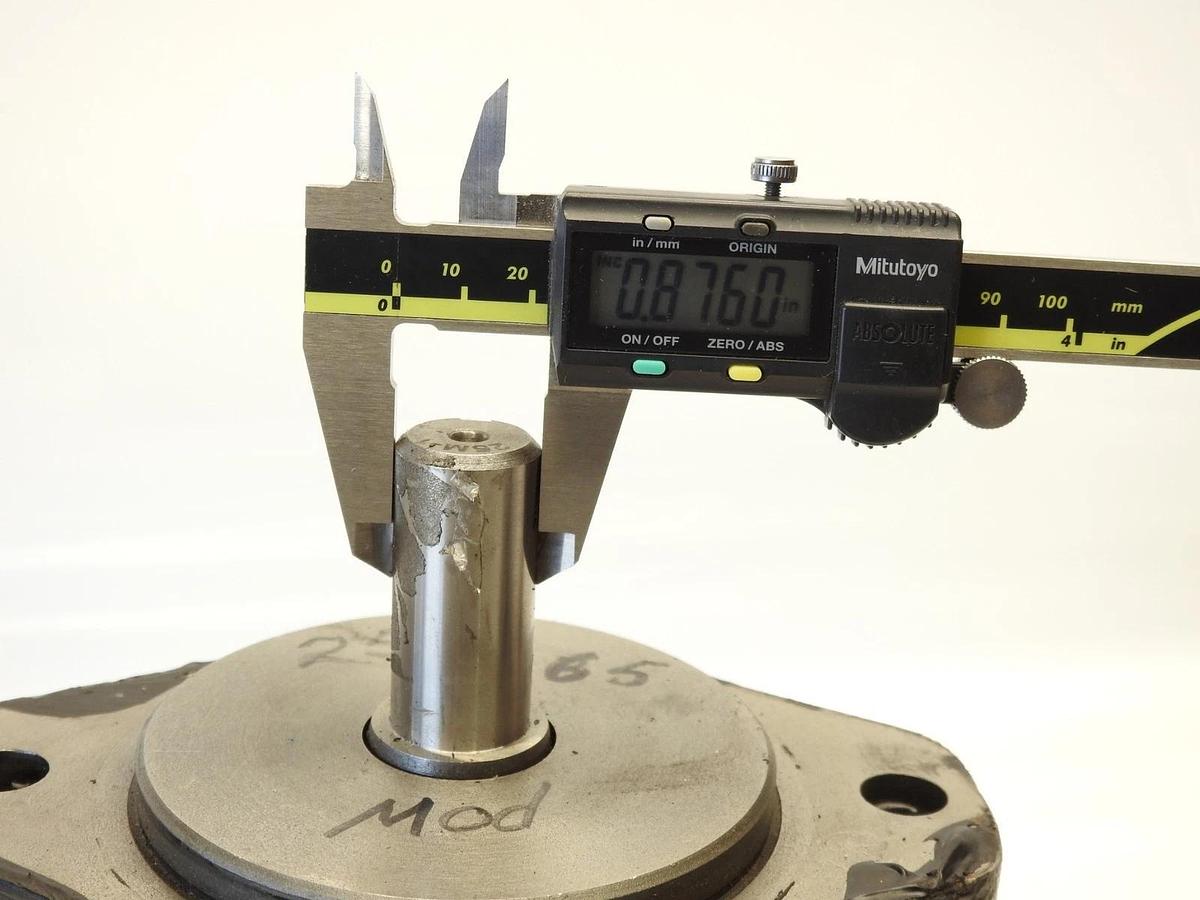 New T6 Series 2 Bolt Hole Hydraulic Vane Pump Keyed Shaft