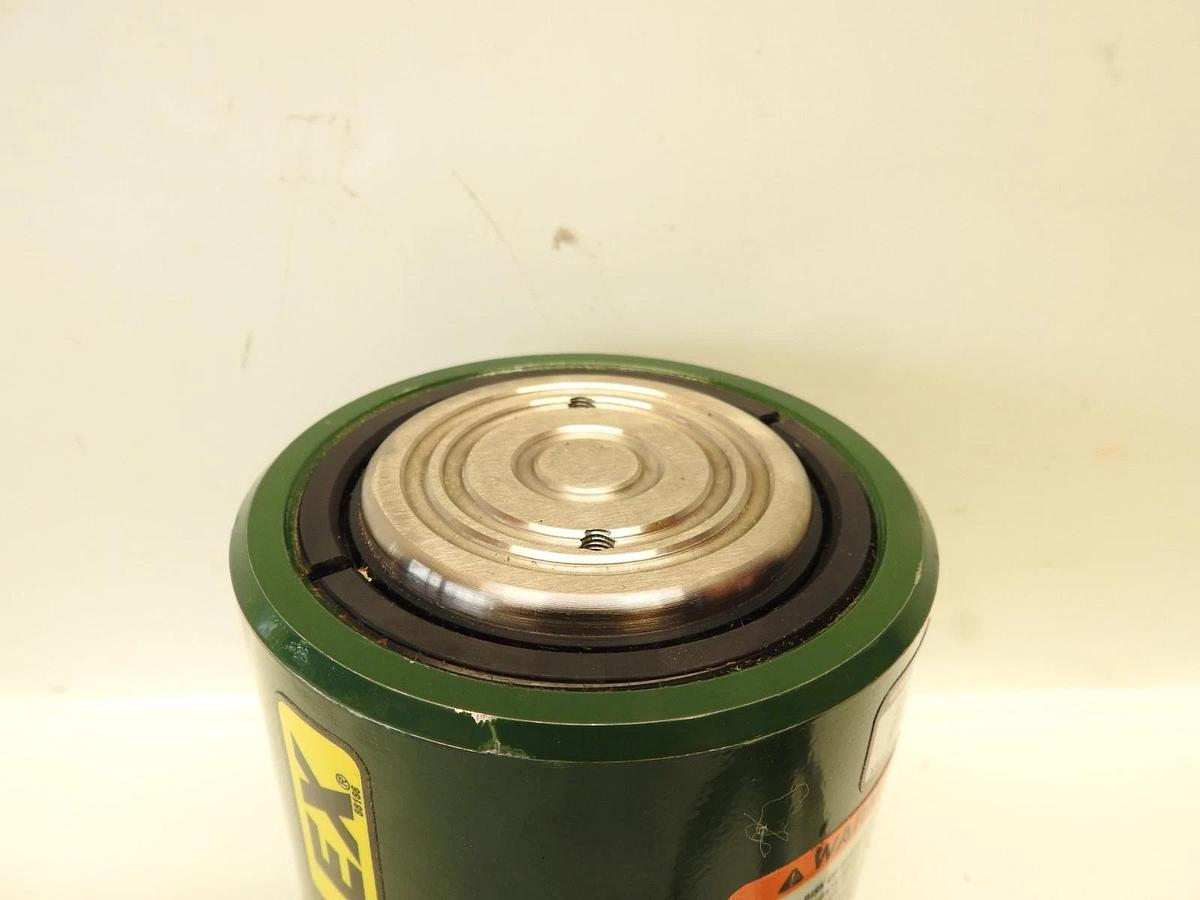 New Simplex RLS302 , 30 Ton Single Acting Hydraulic Cylinder, 2.44" Stroke