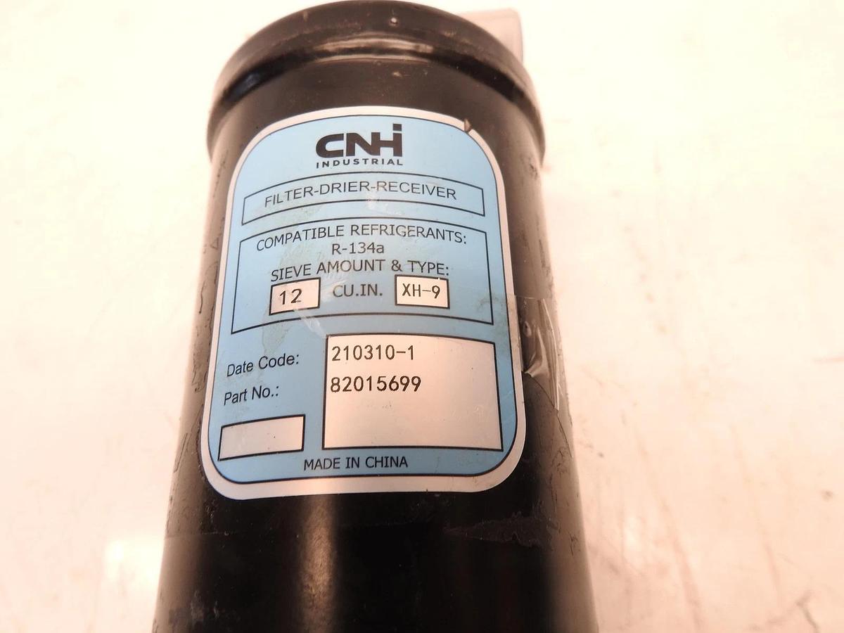 CNH 82015699 NEW GENUINE OEM CASE NEW HOLLAND FILTER DRIER