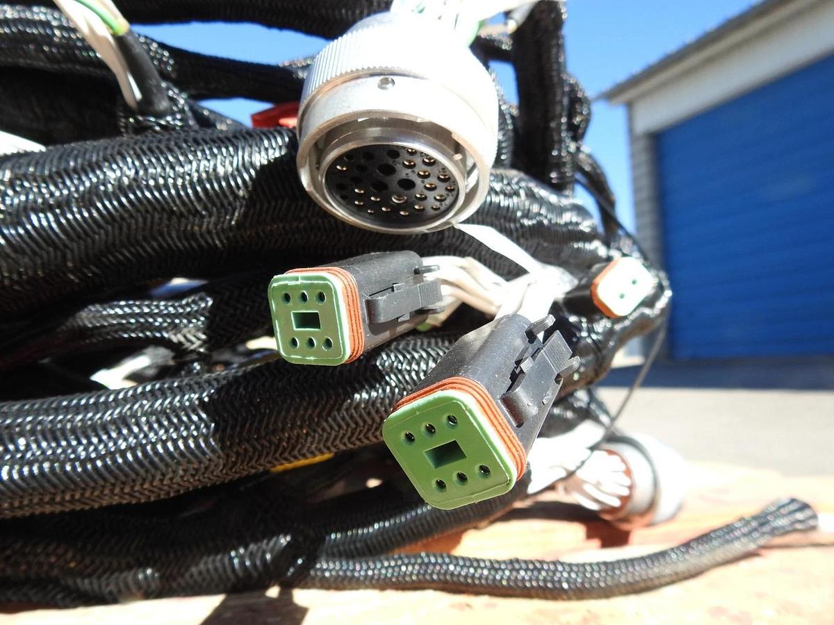 New Genuine HUGE WIRING HARNESS 19207-12688799  12688799  7PJN2