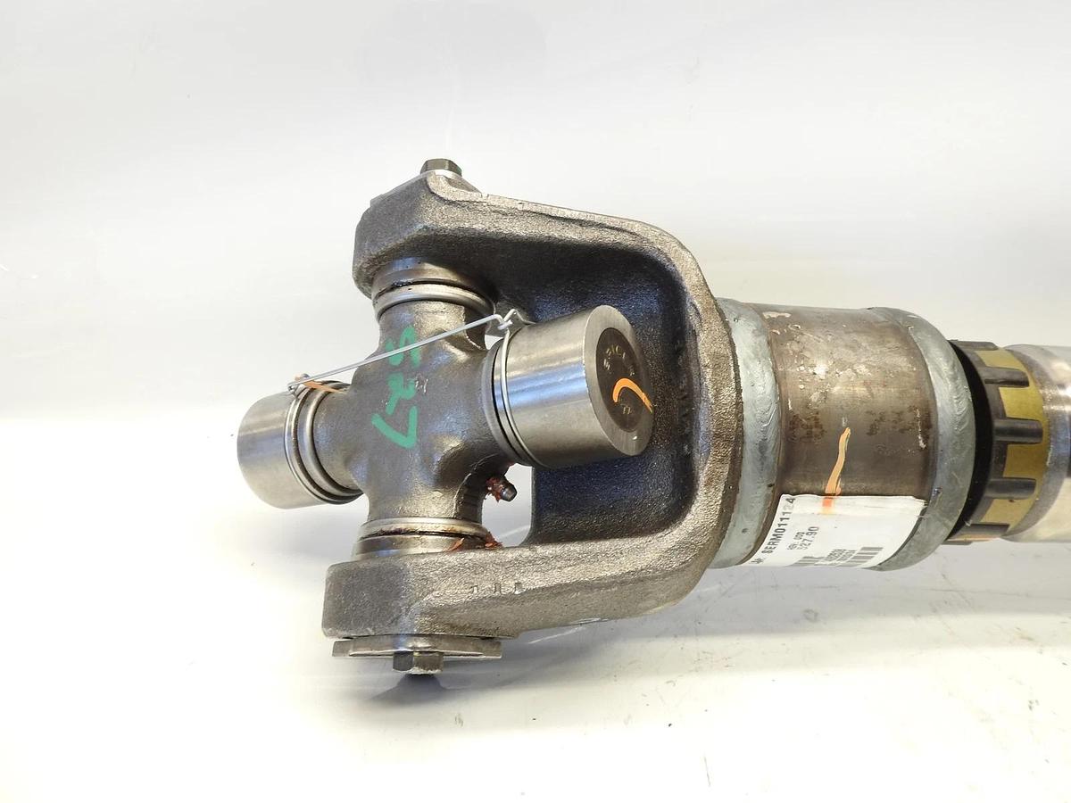 New Oem DANA Spicer DRIVESHAFT - 822101-0224