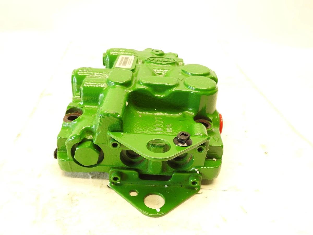 New Oem John Deere RE593100005949 03401 010324 RE244397 Steering Hydraulic Contr