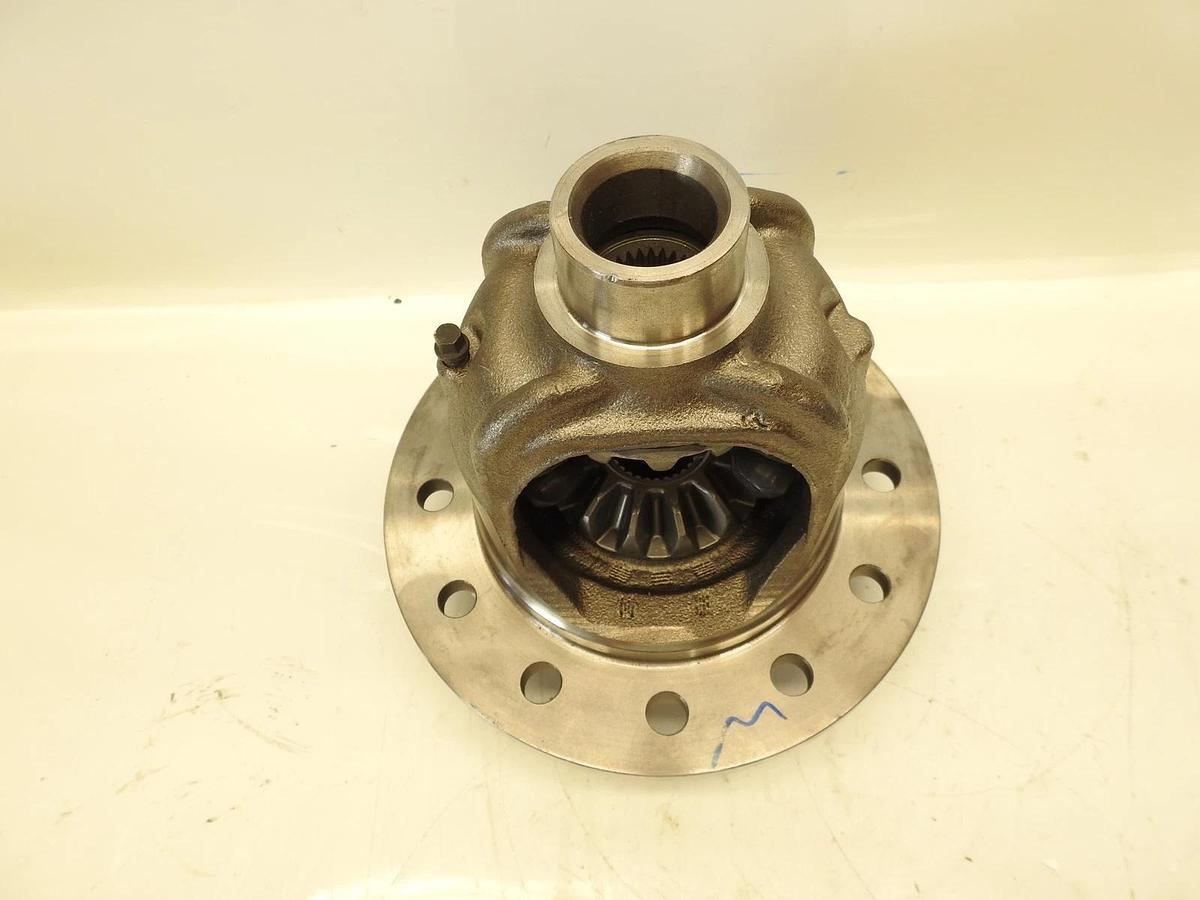 New Oem Mopar 68266875AA Rear Differential Carrier 2013-2021 Ram 1500