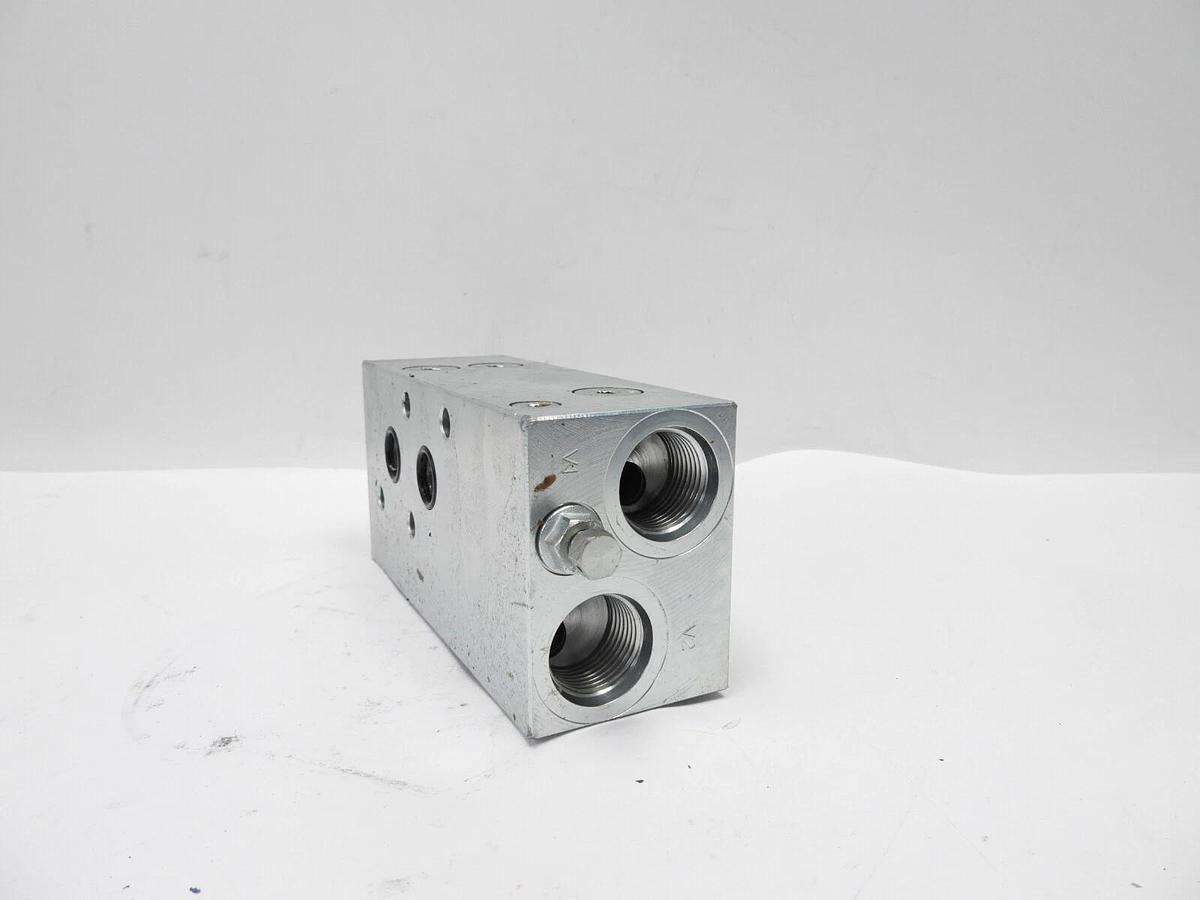 Bosch Rexroth R930050821 Load Holding Motion Control valve - Counterbalance
