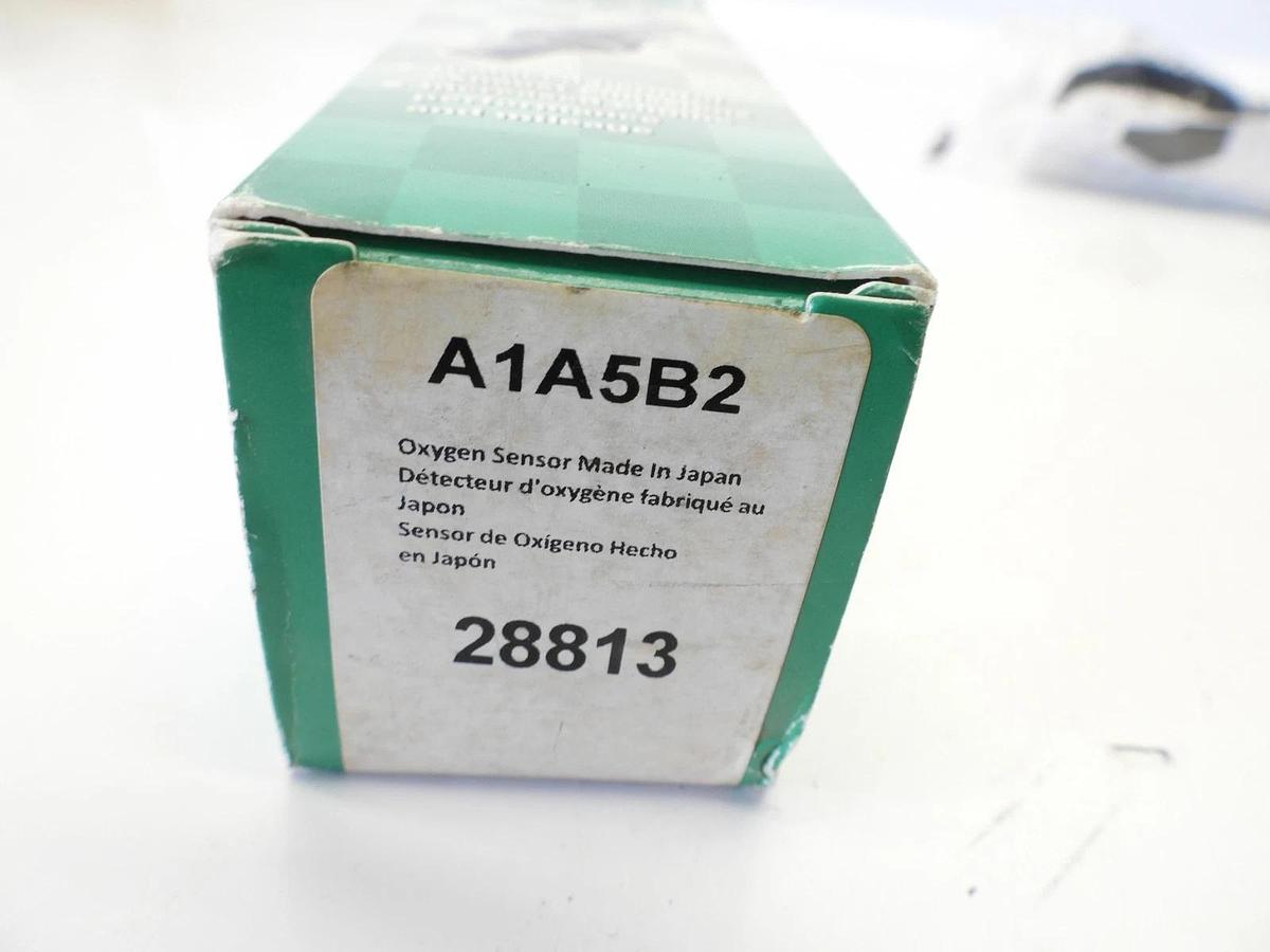 New NGK Oxygen Sensor NGK 28813