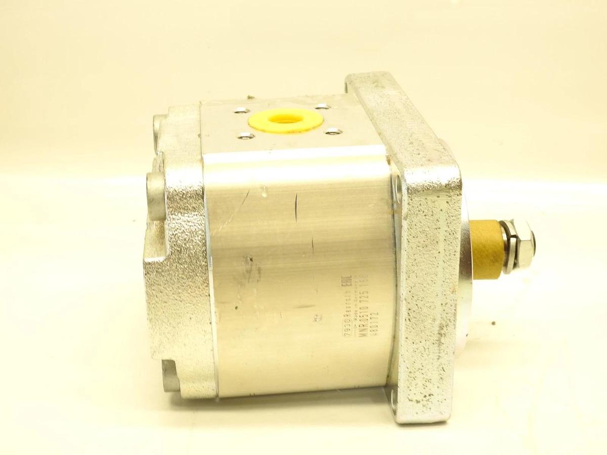 New Genuine Oem Rexroth Hydraulic Gear pump 0510725166 AZPG22-028RCB20MB
