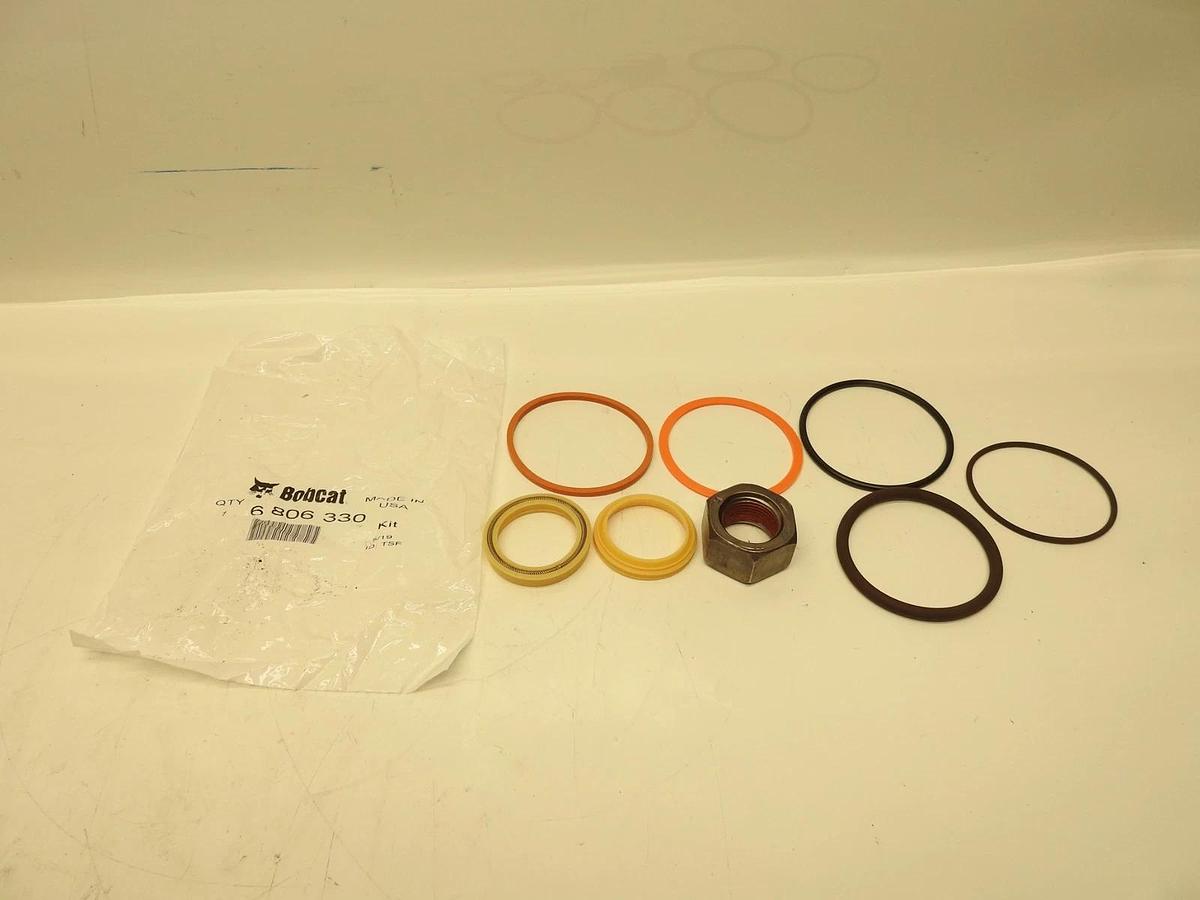 Genuine Bobcat 6806330 Tilt Cylinder Seal Kit For 773 S150 S160 S175 S185 S205
