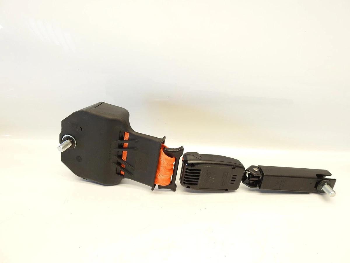 New Genuine IMMI Cat Seat Belt With Spring Buckle A3460007 22072509