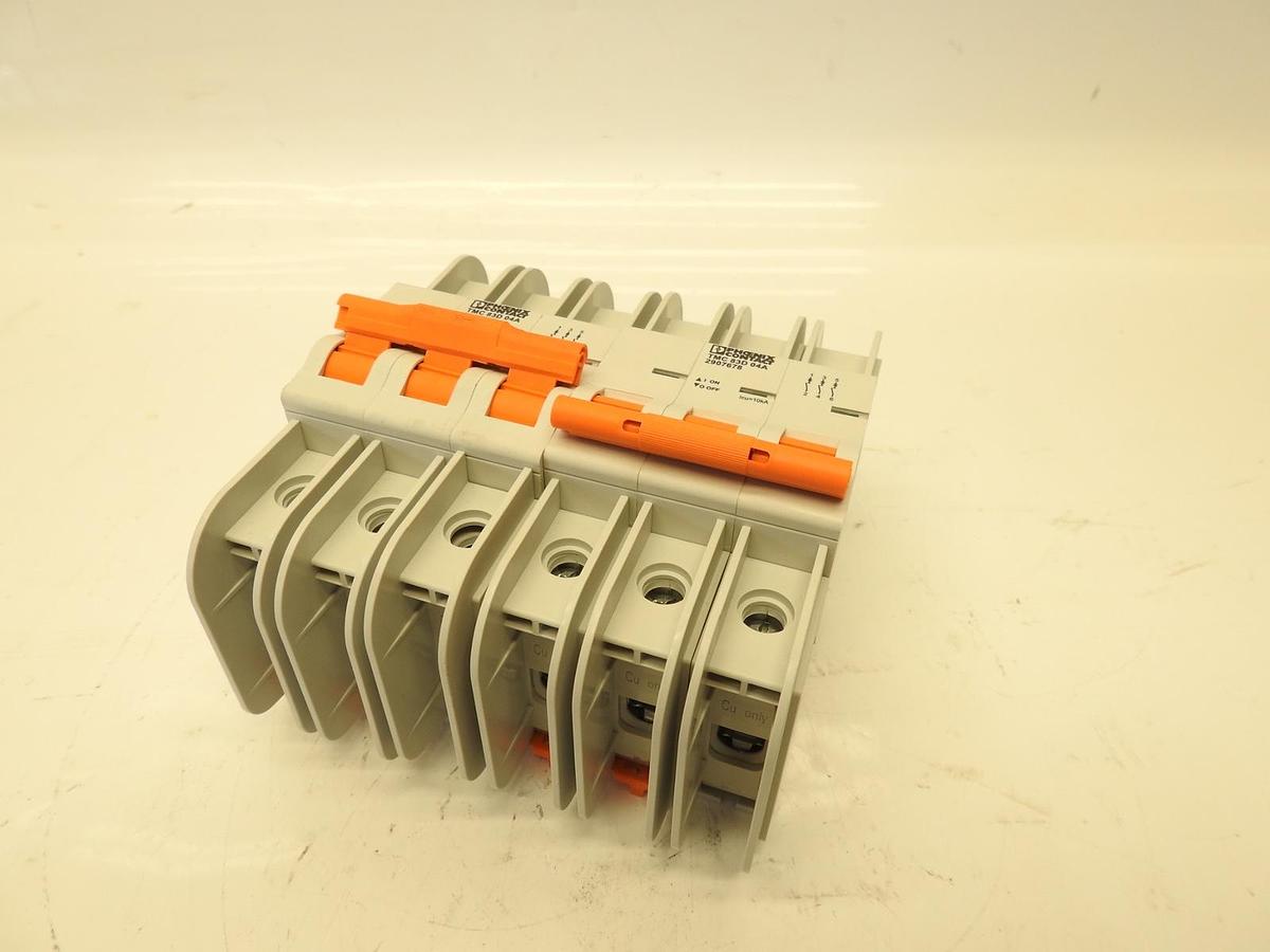 Lot Of 2 Phoenix Contact 2907678 Circuit Breaker, 3P, 4A, 277/480Y
