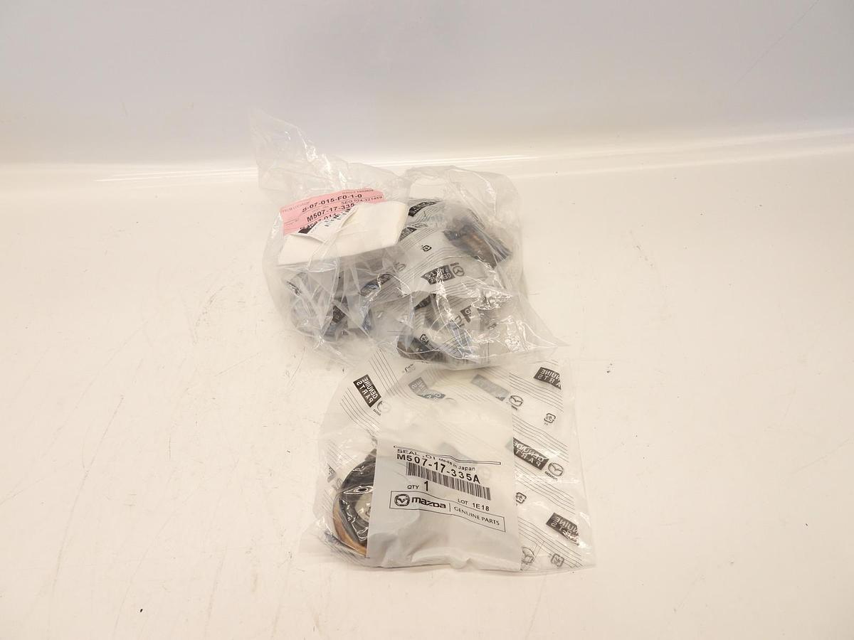 Lot Of 6 Oem Gearbox rear oil seal Mazda MX5 MX-5 mk1 mk2 1.6 1.8 5-speed & 6-sp