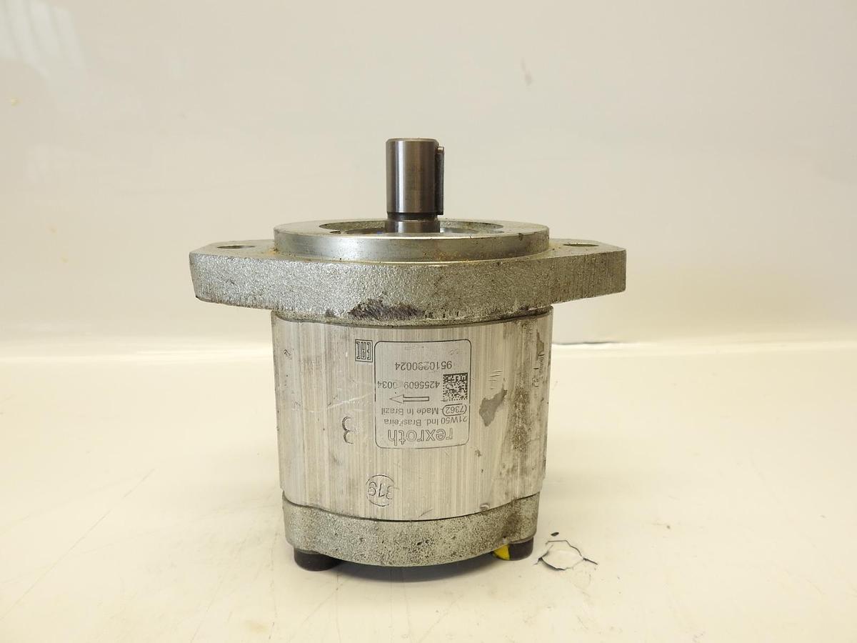 OEM Bosch Rexroth 9510290024 Gear Pump AZ-P-F-12-011-RQR12MB
