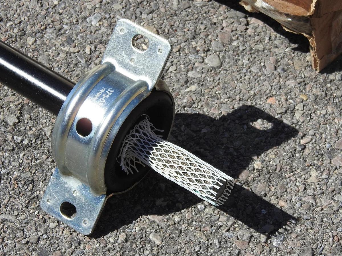 Oem Polaris RANGER RIGHT REAR ASM-PROPSHAFT CREW CV 1333692
