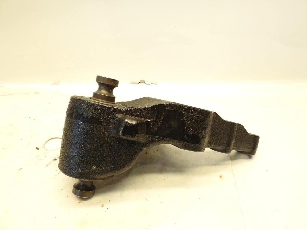 NEW Genuine Freightliner A16-20838-001 Bracket-Shkl/Bshg, Fr, Susp, Rbr