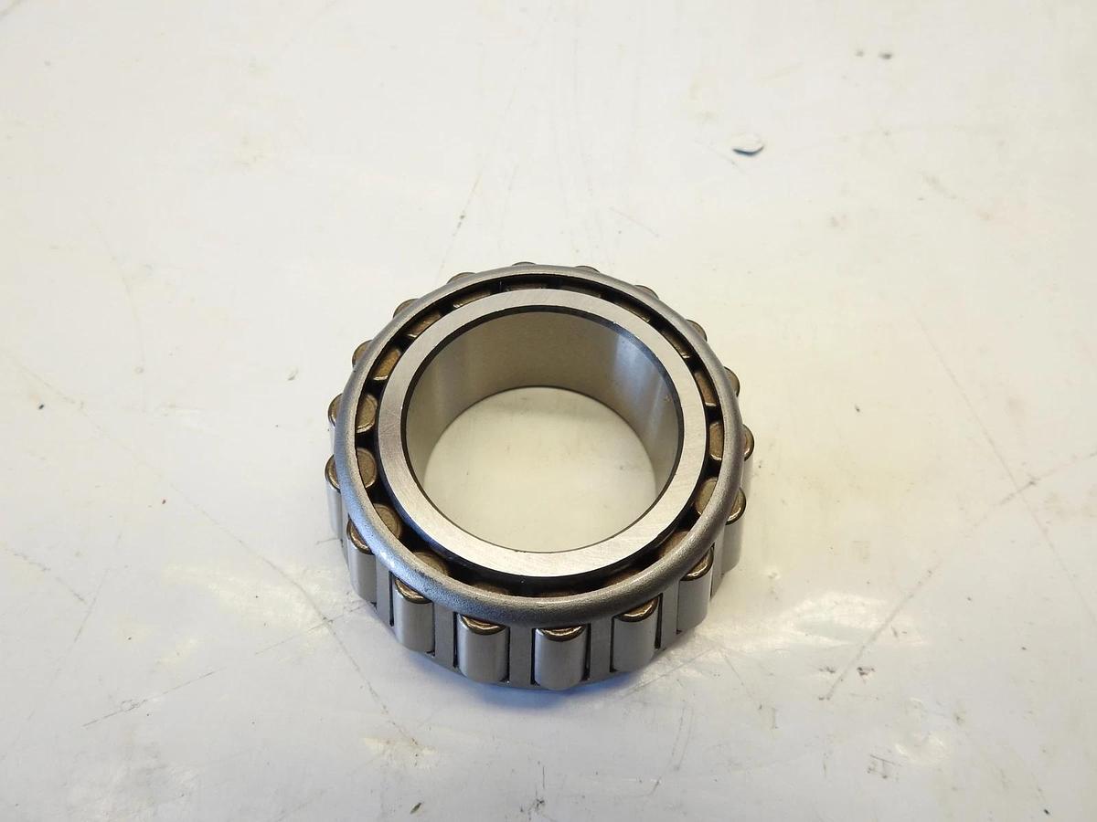 Lot Of 16 Timken 26885 Tapered Roller Bearing