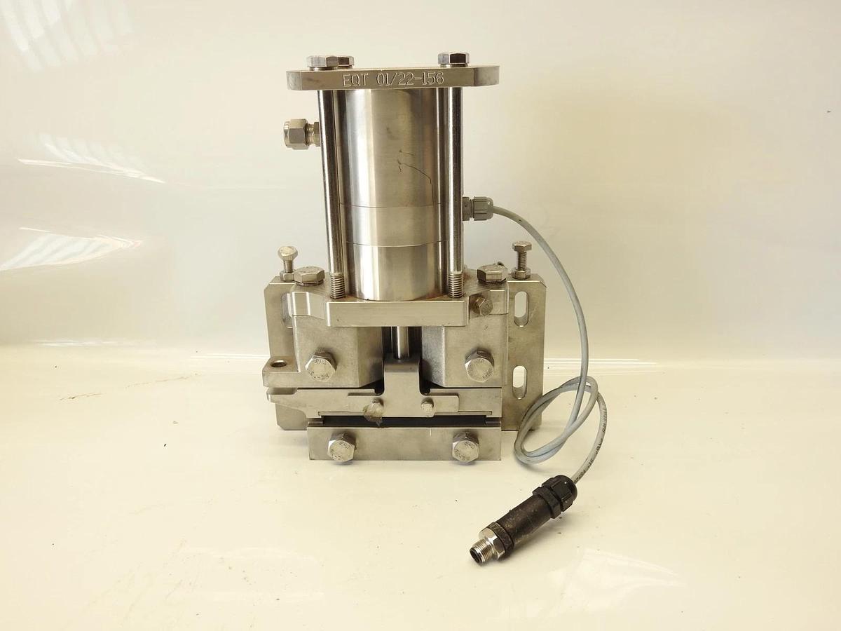 New Pneumatic Press EQT 01/22-156